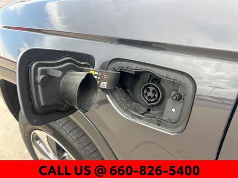 Used 2022 Jeep Grand Cherokee Limited 4xe AWD/4WD image 16
