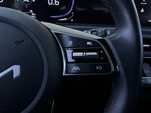 Used 2025 Kia Seltos S image 35