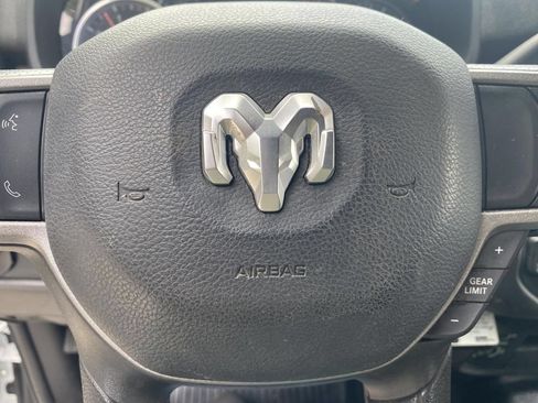 Used 2024 RAM 5500 Tradesman w/ Chrome Appearance Group AWD/4WD image 20