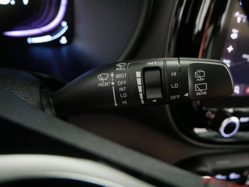 Used 2023 Kia Soul GT-Line FWD image 32