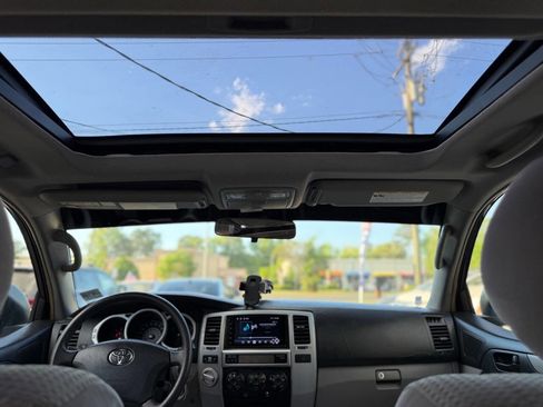 Used 2005 Toyota 4Runner SR5 image 16