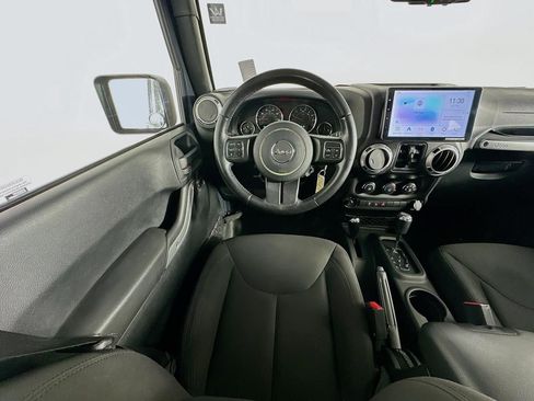 Used 2016 Jeep Wrangler Unlimited Sport w/ Quick Order Package 24S AWD/4WD image 13