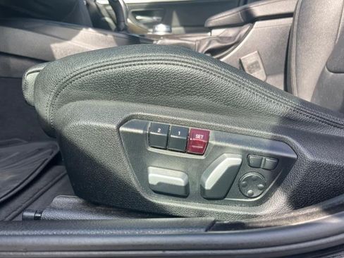 Used 2017 BMW 330i Gran Turismo xDrive AWD/4WD image 13