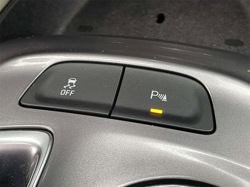 Used 2024 Chevrolet Malibu LT image 29