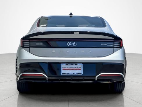 Used 2024 Hyundai Sonata SEL FWD image 4