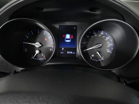 Used 2019 Toyota C-HR LE image 22