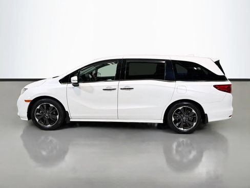 Used 2023 Honda Odyssey Elite image 6