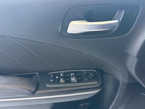 Used 2019 Dodge Charger GT RWD image 11