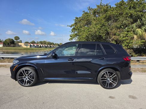 Used 2022 BMW X5 sDrive40i w/ M Sport Package image 7