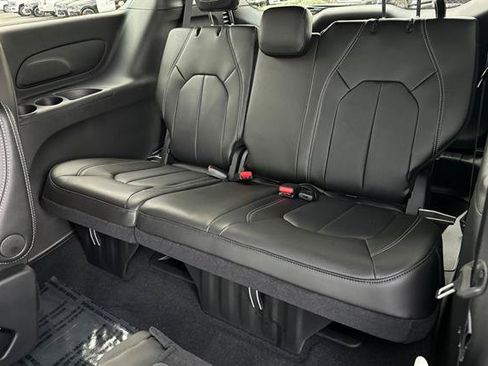 New 2026 Chrysler Voyager LX FWD image 11