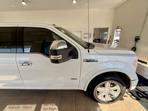 Used 2015 Ford F150 Platinum w/ Equipment Group 701A Luxury AWD/4WD image 11