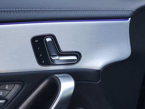 Used 2025 Mercedes-Benz CLA 250 CLA 250 image 11