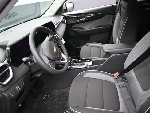 New 2026 Chevrolet TrailBlazer LT w/ Convenience Package image 8