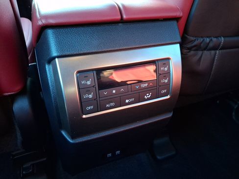 Used 2023 Lexus GX 460 Luxury w/ Sport Design Package AWD/4WD image 10