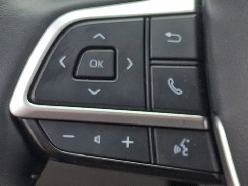 Certified 2025 Toyota Highlander LE AWD/4WD image 21