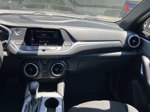 Used 2021 Chevrolet Blazer LT w/ Redline Edition FWD image 11