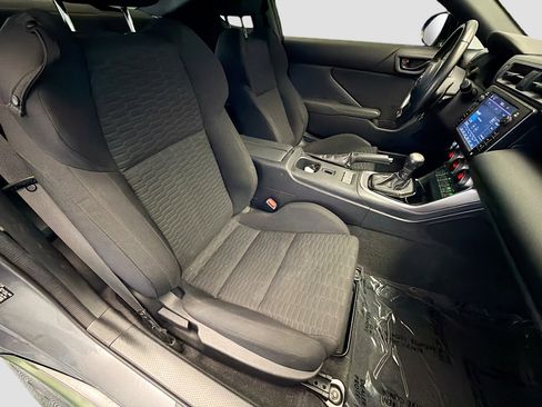 Used 2023 Toyota GR86 w/ ALL Weather Mat Package (TMS) RWD image 14