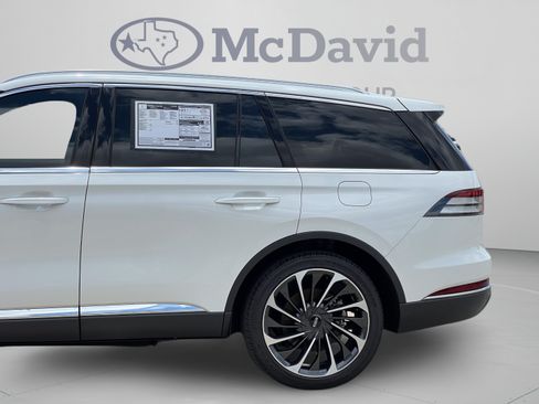 New 2025 Lincoln Aviator Reserve w/ Luxury Package RWD image 33