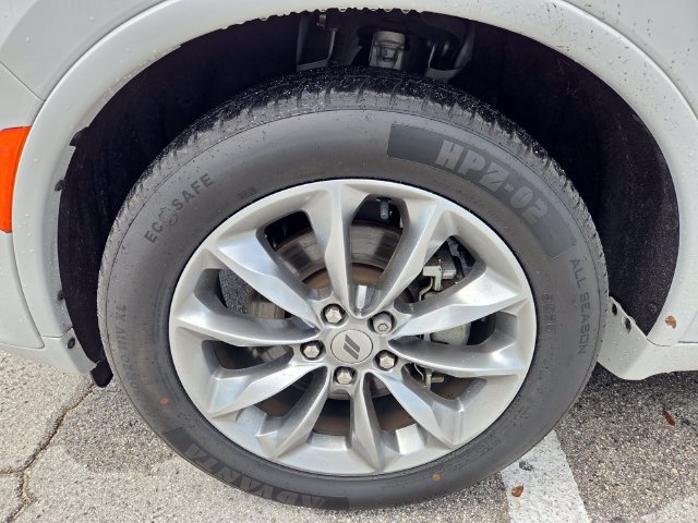 Used 2022 Dodge Durango SXT w/ Anodized Platinum Package RWD image 19