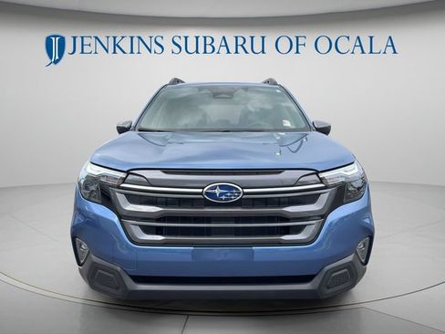 Used 2025 Subaru Forester Premium w/ Convenience Package #1 AWD/4WD image 9