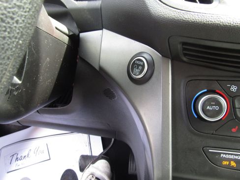 Used 2019 Ford Escape SE AWD/4WD image 25