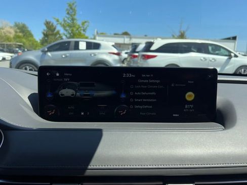 Used 2022 Genesis G80 2.5T w/ Prestige Package image 29