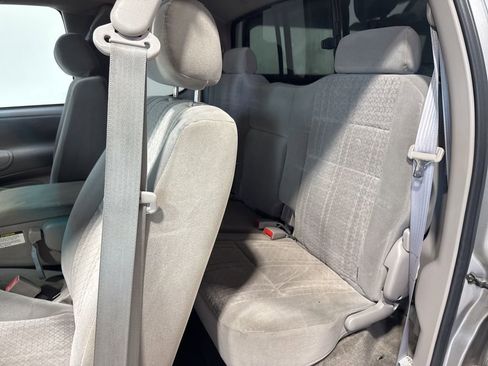 Used 2004 Toyota Tundra SR5 AWD/4WD image 25