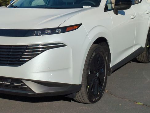 New 2026 Nissan Murano SV image 9