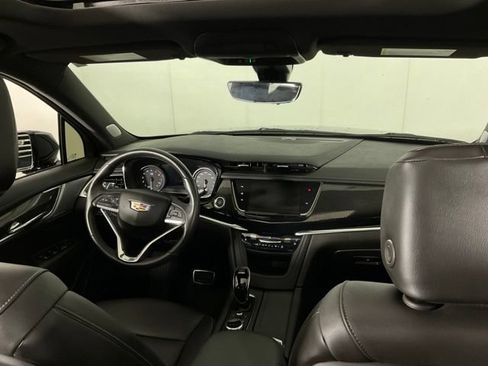 Used 2024 Cadillac XT6 Sport w/ Technology Package AWD/4WD image 13