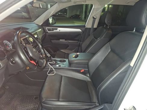 Used 2019 Volkswagen Atlas SE FWD image 12