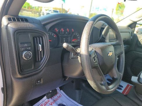 Used 2025 Chevrolet Silverado 1500 W/T RWD image 14