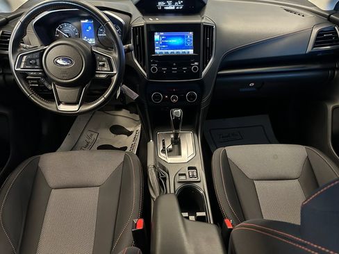 Used 2023 Subaru Crosstrek 2.0i Premium AWD/4WD image 9