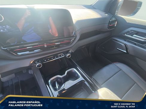 Certified 2025 Chevrolet Silverado EV RST AWD/4WD image 23