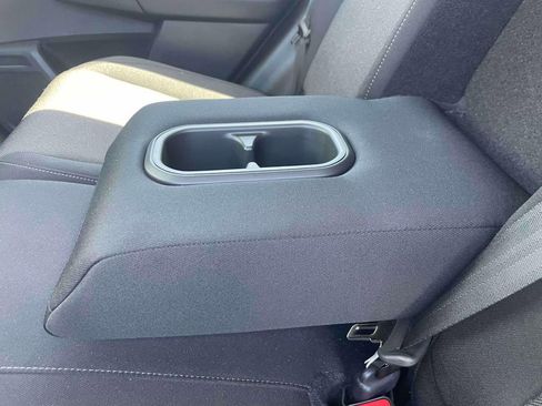 Used 2024 Honda CR-V EX image 7