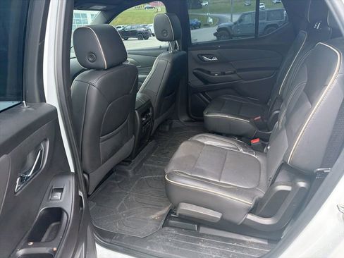 Used 2023 Chevrolet Traverse Premier w/ Redline Edition AWD/4WD image 7