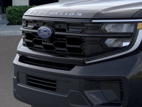 New 2026 Ford Expedition Active RWD image 17