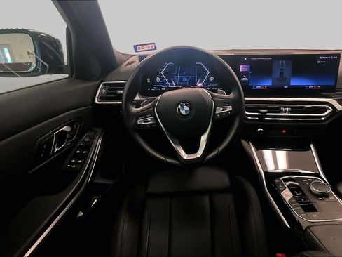 Used 2024 BMW 330i Sedan w/ Convenience Package RWD image 5