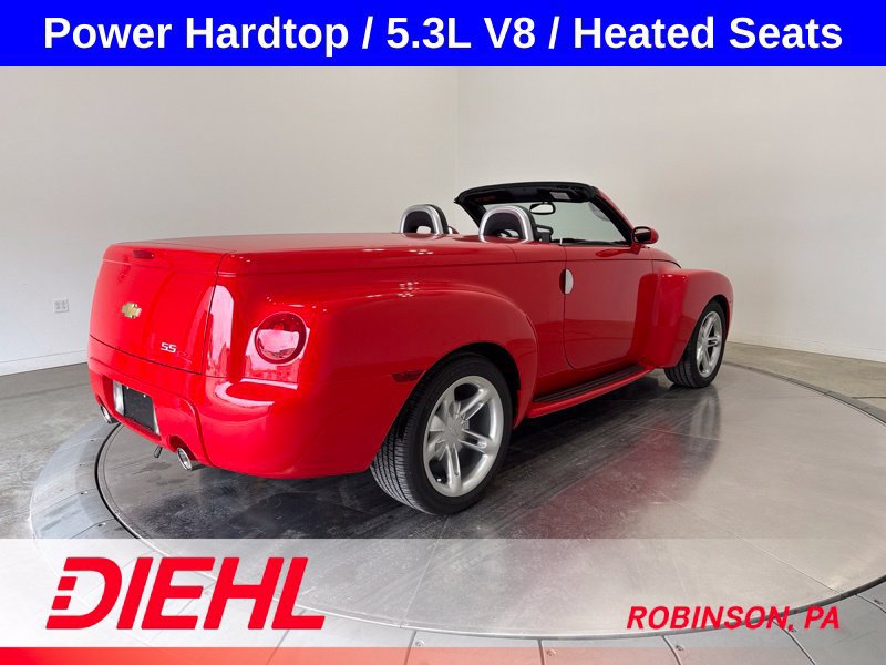 Used 2004 Chevrolet SSR w/ Preferred Equipment Group RWD image 15