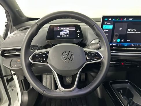 Used 2025 Volkswagen ID.4 Pro image 14