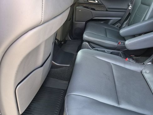 Used 2025 Lexus GX 550 w/ Accessory Package (Z1) AWD/4WD image 37