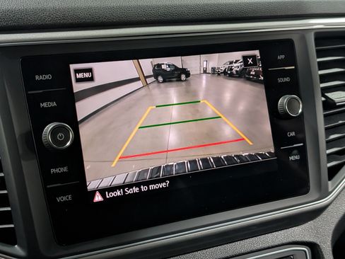 Used 2019 Volkswagen Atlas SE w/ Towing Package AWD/4WD image 19