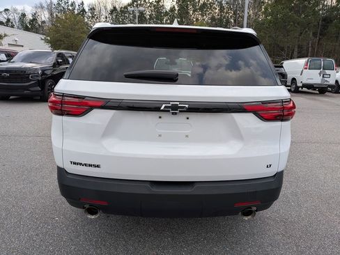 Certified 2023 Chevrolet Traverse LT image 5