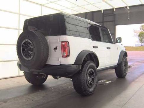 Used 2025 Ford Bronco Big Bend w/ Black Diamond Package image 4