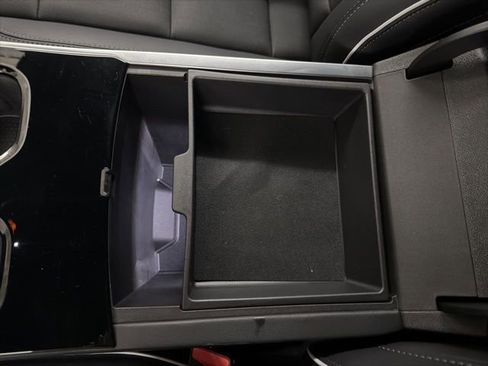 Used 2025 Buick Enclave Preferred image 35