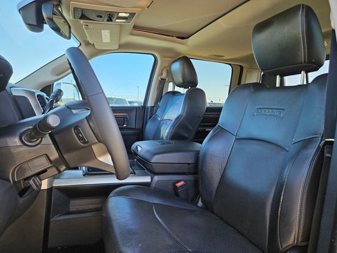 Used 2014 RAM 2500 Laramie w/ Convenience Group image 13