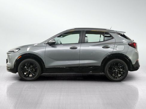 Used 2024 Buick Encore GX Sport Touring AWD/4WD image 2