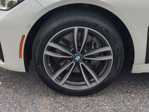 Used 2021 BMW 740i xDrive w/ M Sport Package image 12