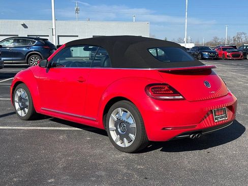 Used 2018 Volkswagen Beetle 2.0T SE image 8
