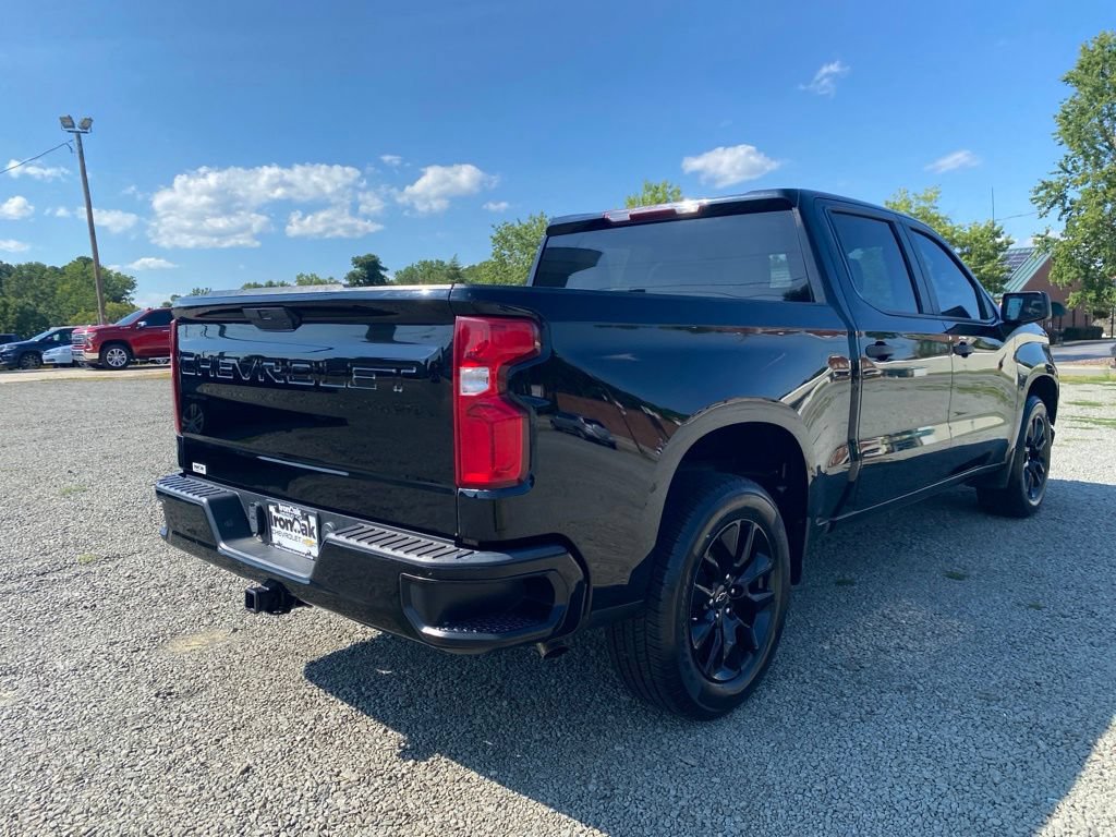Used 2022 Chevrolet Silverado 1500 Custom RWD image 3