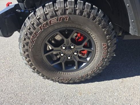 Certified 2024 Jeep Wrangler Sport AWD/4WD image 8